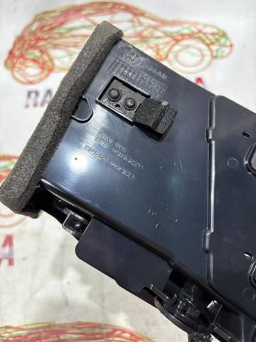NISSAN 687504GA0A в наличии Ужгород