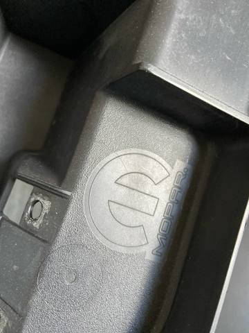 CHRYSLER 735672993 в наличии Николаев
