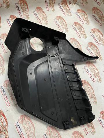 7607447 BMW Крышка двигателя купить в Винница
