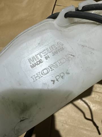 HONDA 76841TRTJ01 Бачок омывателя стекла в наличии Тернополь