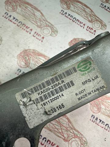 Завес капота, правый 79120B2000 HYUNDAI