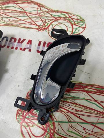Ручка правой задней двери 806704EA0A NISSAN