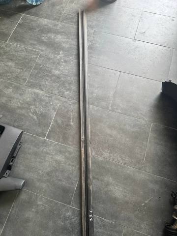 Накладка наружняя (молдинг) порога, левый 808396RR0A NISSAN