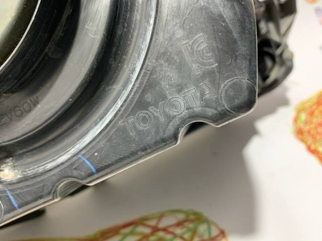 8115006D90 TOYOTA Левая фара купить в Ирпень