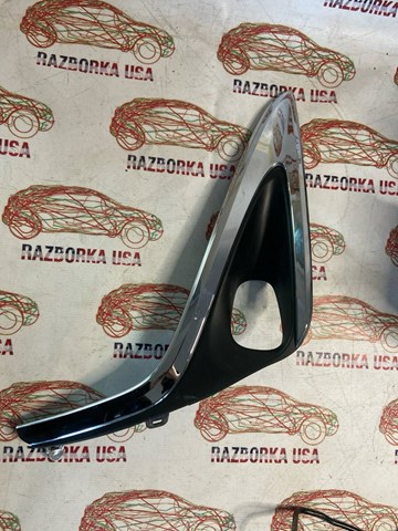 Ободок противотуманки 8148233040 TOYOTA
