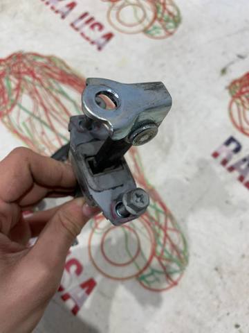 8181054P00 SUZUKI Ограничитель двери купить в Каменское