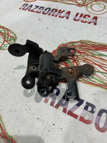 Клапан соленоид регулирования заслонки EGR 8200762162 NISSAN