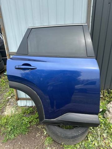 Дверь задняя в сборе 821006RR0B NISSAN