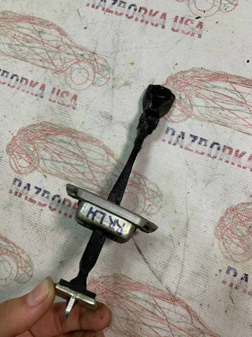 NISSAN 824304EA0A Ограничитель задней двери в наличии Запорожье