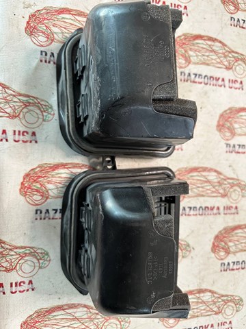 Решетка вентиляционная задняя 8K0819161C VAG