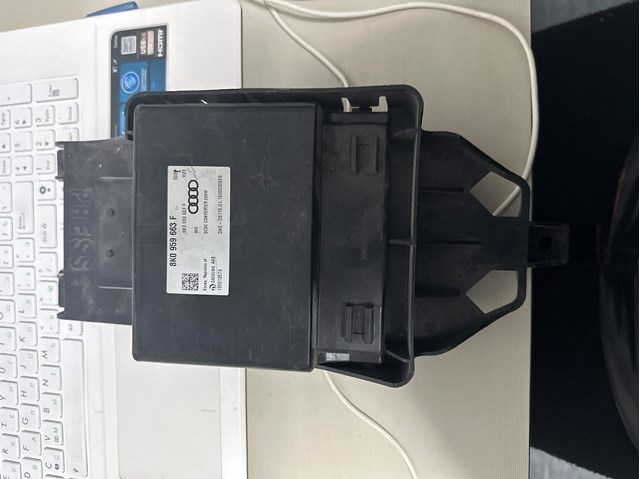 Стабилизатор напряжения 8K0959663F VAG