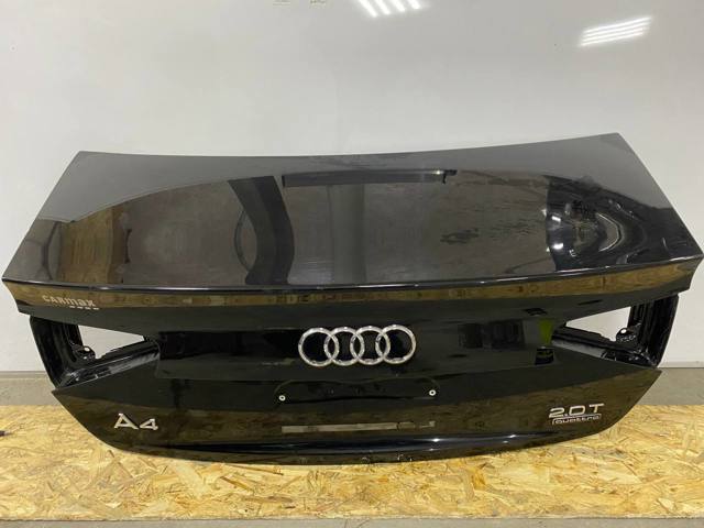 Крышка багажника 8K5827023AJ VAG