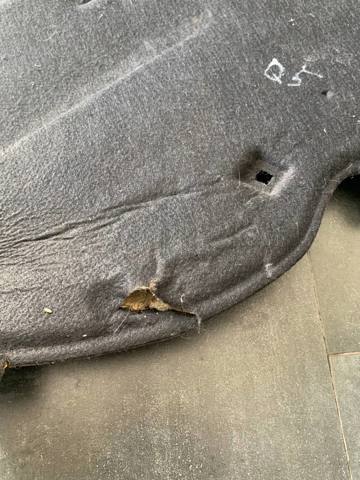 VAG 8R0863825 Шумоизоляция капота в наличии Полтава