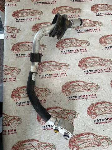Трубопроводы 8R1260712D VAG