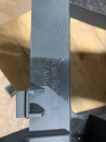 VAG 8R1863241B6PS Консоль панели управления центральная в наличии Черкассы