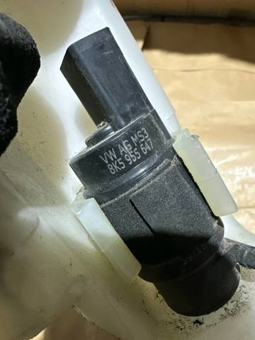 VAG 8T0955453C Бачок омывателя стекла в наличии Харьков