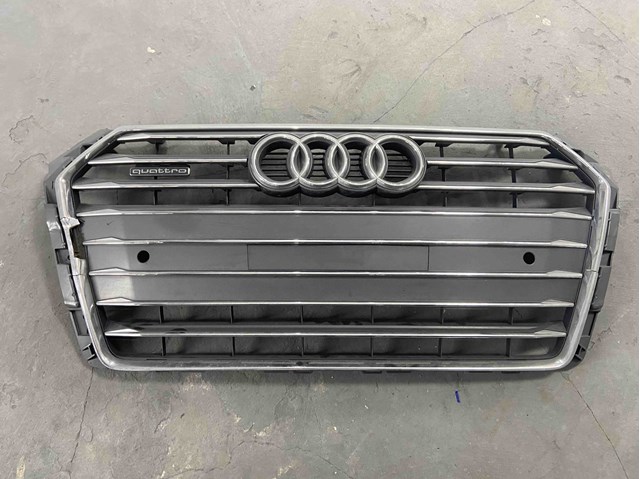 Облицовка радиатора 8W0853651BR VAG
