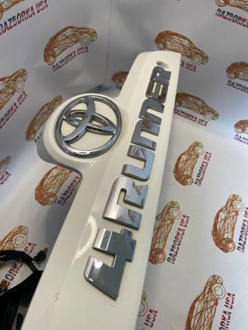 Эмблема на крышку багажника 9097502072 TOYOTA