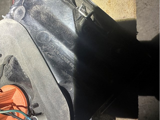 92403B0600 HYUNDAI Фонарь задний левый внутренний купить в Харьков