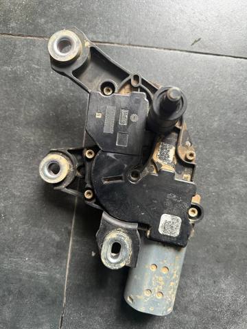 95B955711 PORSCHE Мотор стеклоочистителя заднего стекла купить в Николаев