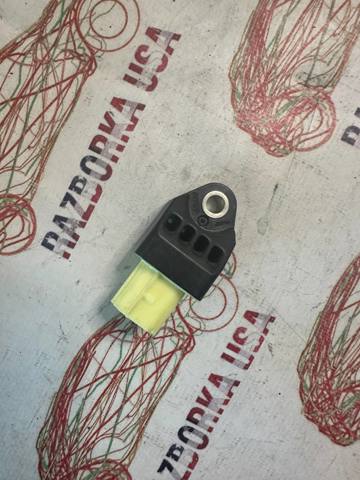 Датчик AIRBAG передний 98237SG000 SUBARU