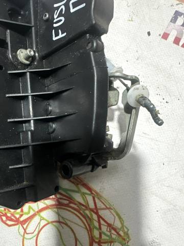 AE8Z5421813F FORD Замок водительской двери купить в Сумы