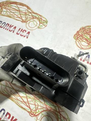 AE8Z5421813F Замок водительской двери купить Каменское