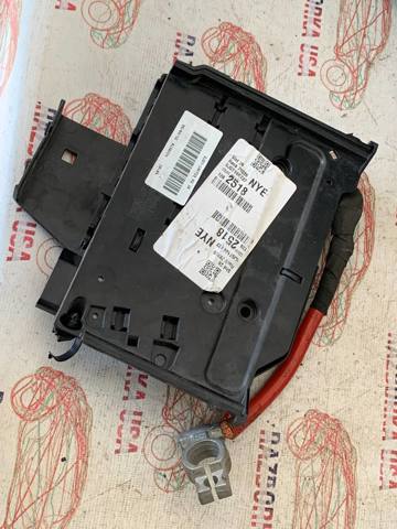 Монжатный блок реле AV6T14A067BC FORD