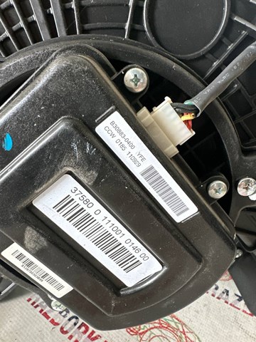 HYUNDAI B308830400 в наличии Одесса
