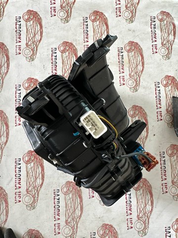 HYUNDAI B308830400 в наличии Тернополь