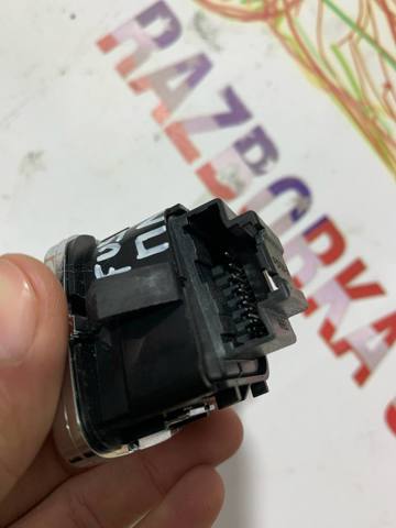 BB5T14776AC3JA6 Кнопка блокировки дверей купить Ирпень