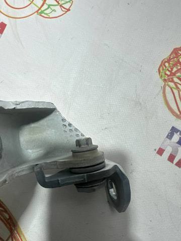 FORD BB5Z7822800C Петля двери передней правой в наличии Николаев