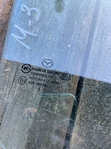 BHN172510A MAZDA Стекло двери задней правой купить в Чернигов
