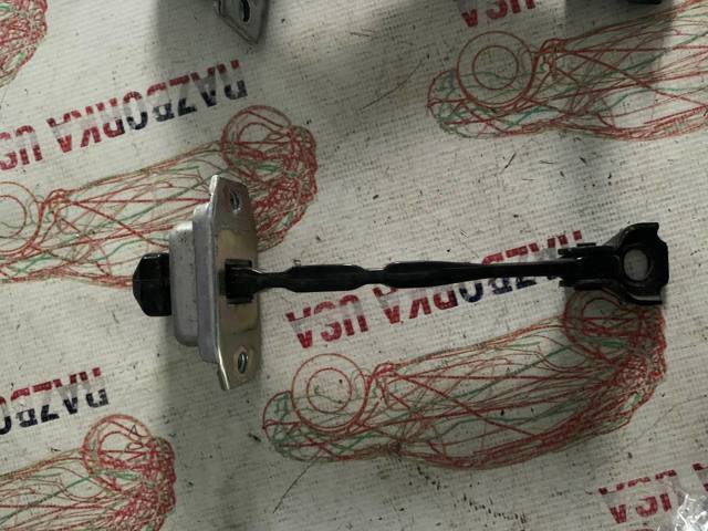 BHN958270A MAZDA Ограничитель открывания двери передний купить в Хмельницкий