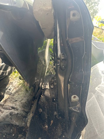 CJ5Z7824631A FORD Дверь задняя левая купить в Кривой Рог