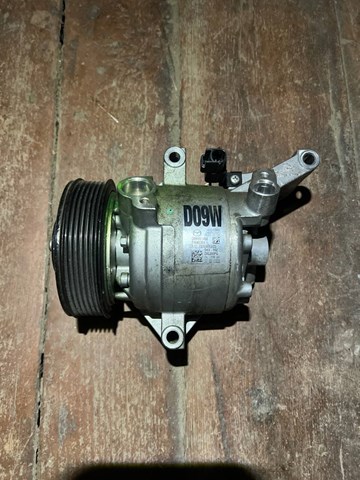 Компрессор климатической установки D09W61450 MAZDA