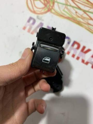Кнопки заднего стеклоподъемника DG9Z14529AB FORD