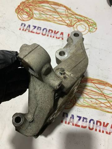 DG9Z3K185B Цапфа передняя правая купить Тернополь
