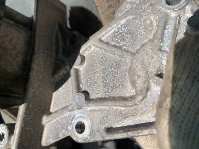 DS7G8501AA FORD Помпа водяная (насос) охлаждения купить в Хмельницкий