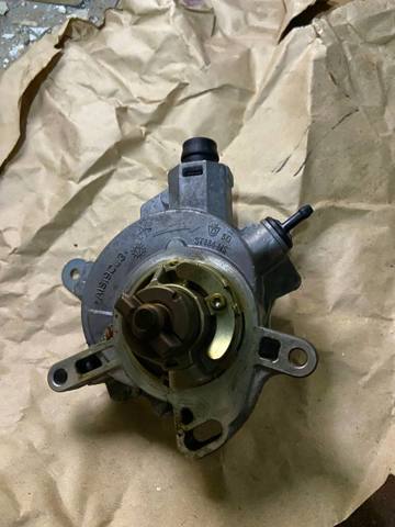 DS7Z2A451B FORD Насос вакуумный купить в Ирпень