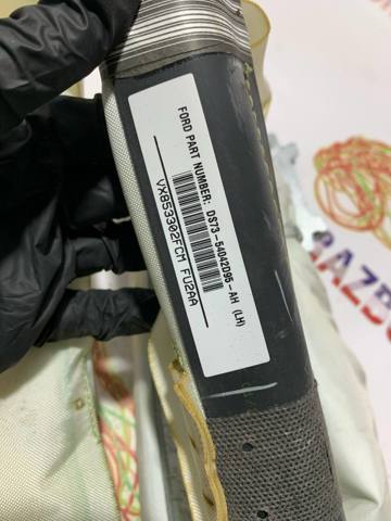 DS7Z54042D95H FORD Шторка боковая, левая купить в Ровно