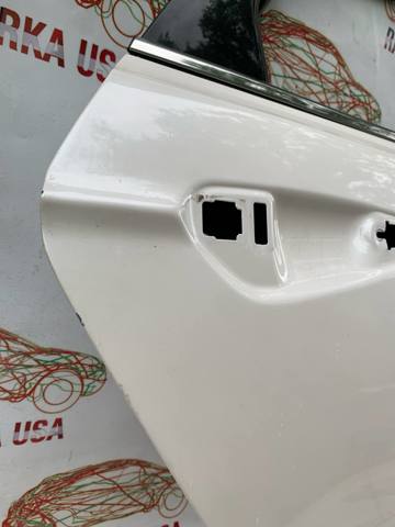 DS7Z5424630A Дверь задняя правая купить Украина