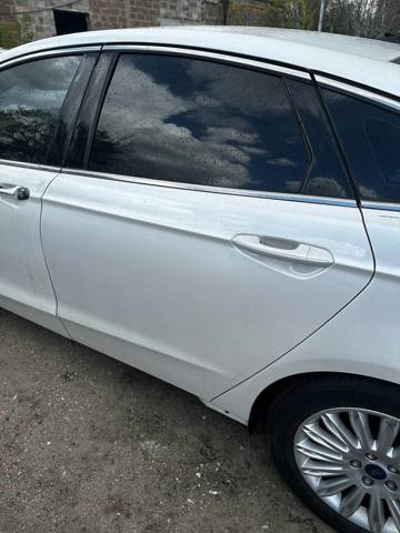 DS7Z5424631A Дверь задняя левая купить Винница