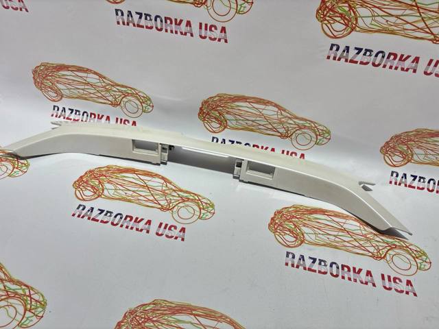 Накладка крышки багажника DS7Z5443400BA FORD