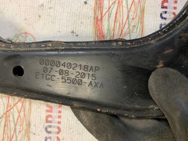 E1GC5500AXA FORD Рычаг задней подвески верхний правый купить в Чернигов