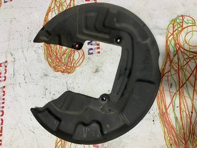 Пыльник тормозного диска заднего правый E1GZ2C028A FORD