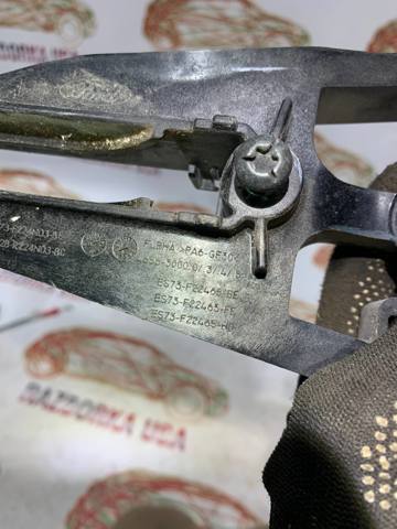 ES73F224N03BE FORD Держатель наружной ручки двери задней левой купить в Сумы