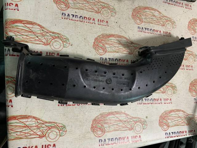Воздухозаборник F1F19E635CA FORD