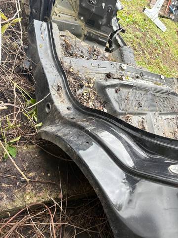 FT4Z5827841A FORD Крыло заднее левое купить в Черновцы