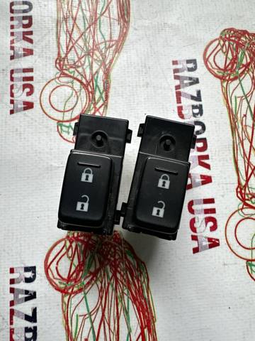 Кнопки переднего правого стекло подъемника KD3566370 MAZDA